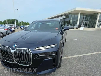 2023 BMW 7 Series Sedan 760i xDrive