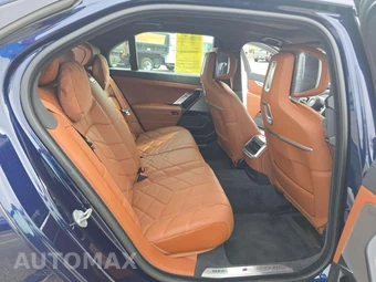 2023 BMW 7 Series Sedan 760i xDrive – miniatura 13