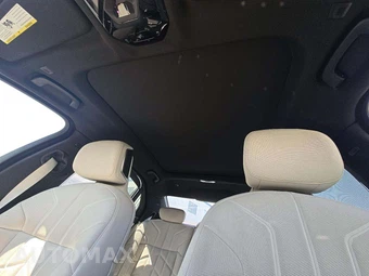 2023 BMW 7 Series Sedan 760i xDrive – miniatura 8