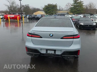 2023 BMW 7 Series Sedan 760i xDrive - miniatura 4