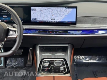 2023 BMW 7 Series Sedan 760i xDrive - miniatura 23