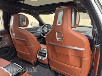 2023 BMW 7 Series Sedan 760i xDrive - miniatura 45