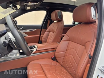 2023 BMW 7 Series Sedan 760i xDrive - miniatura 47
