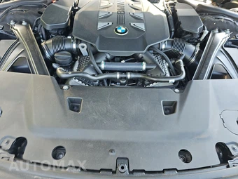 2023 BMW 7 Series Sedan 760i xDrive - miniatura 15