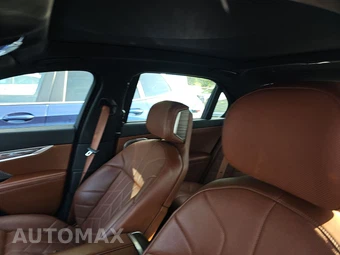 2023 BMW 7 Series Sedan 760i xDrive - miniatura 20