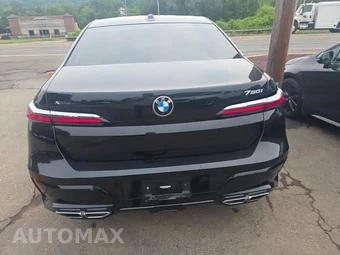 2023 BMW 7 Series Sedan 760i xDrive - miniatura 5