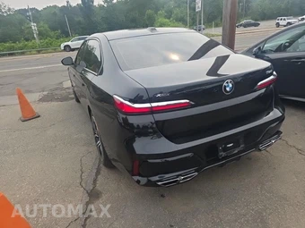 2023 BMW 7 Series Sedan 760i xDrive - miniatura 6