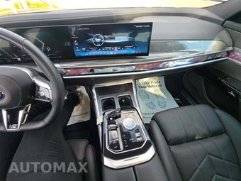 2023 BMW 7 Series Sedan 760i xDrive - miniatura 10