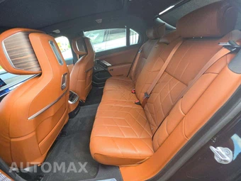 2023 BMW 7 Series Sedan 760i xDrive - miniatura 13
