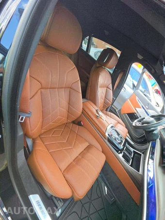 2023 BMW 7 Series Sedan 760i xDrive - miniatura 18
