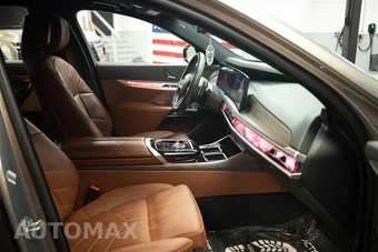 2023 BMW 7 Series Sedan 760i xDrive - miniatura 13