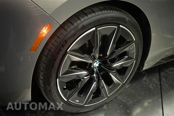 2023 BMW 7 Series Sedan 760i xDrive - miniatura 4