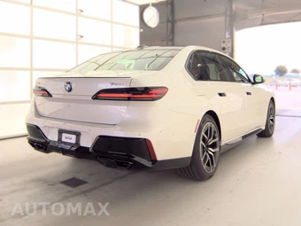 2023 BMW 7 Series Sedan 760i xDrive - miniatura 4