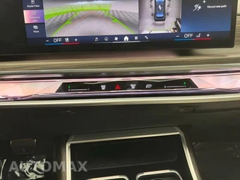 2023 BMW 7 Series Sedan 760i xDrive - miniatura 15