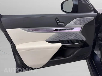 2023 BMW 7 Series Sedan 760i xDrive - miniatura 21