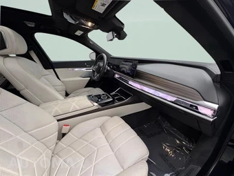2023 BMW 7 Series Sedan 760i xDrive - miniatura 28