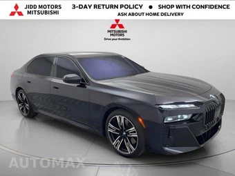 2023 BMW 7 Series Sedan 760i xDrive - miniatura 3