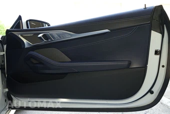 2023 BMW 8 Series Convertible 840i xDrive - miniatura 24
