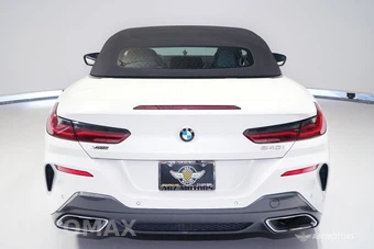 2023 BMW 8 Series Convertible 840i xDrive - miniatura 8