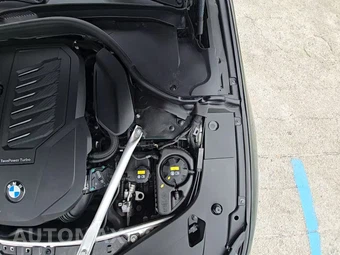2023 BMW 8 Series Gran Coupe 840i Sedan - miniatura 24