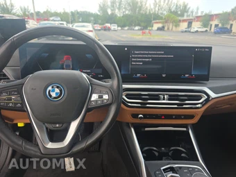 2023 BMW i4 eDrive35 – miniatura 11