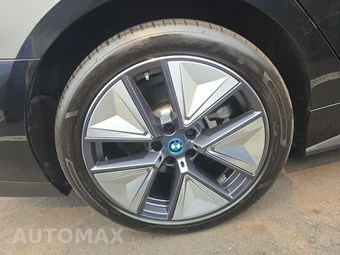 2023 BMW i4 eDrive35 – miniatura 10