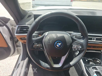 2023 BMW i4 eDrive40 – miniatura 10