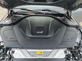 2023 BMW i4 eDrive40 – miniatura 23