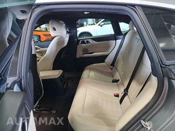2023 BMW i4 eDrive40 – miniatura 13