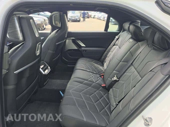 2023 BMW i7 xDrive60 M SPORT LINE - miniatura 13
