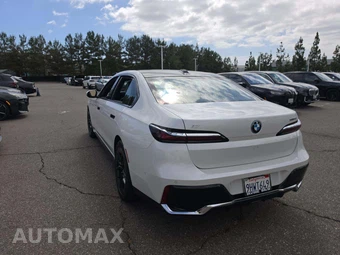 2023 BMW i7 xDrive60 M SPORT LINE - miniatura 2