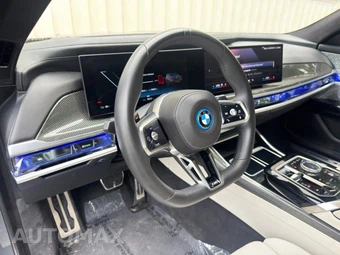 2023 BMW i7 xDrive60 M SPORT LINE - miniatura 11