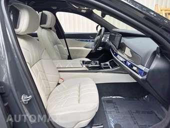2023 BMW i7 xDrive60 M SPORT LINE - miniatura 13