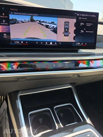 2023 BMW i7 xDrive60 M SPORT LINE – miniatura 7