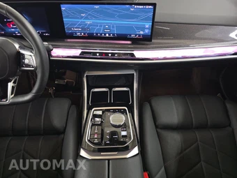 2023 BMW i7 xDrive60 M SPORT LINE – miniatura 11