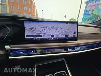 2023 BMW i7 xDrive60 M SPORT LINE – miniatura 10