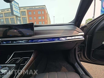 2023 BMW i7 xDrive60 M SPORT LINE – miniatura 19