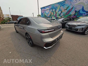 2023 BMW i7 xDrive60 M SPORT LINE – miniatura 2