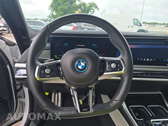 2023 BMW i7 xDrive60 M SPORT LINE – miniatura 10