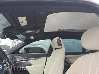 2023 BMW i7 xDrive60 M SPORT LINE – miniatura 20