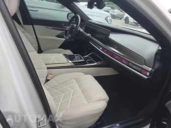 2023 BMW i7 xDrive60 M SPORT LINE – miniatura 8