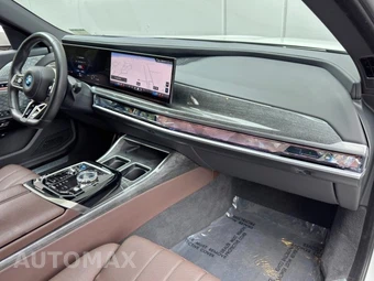 2023 BMW i7 xDrive60 M SPORT LINE - miniatura 13