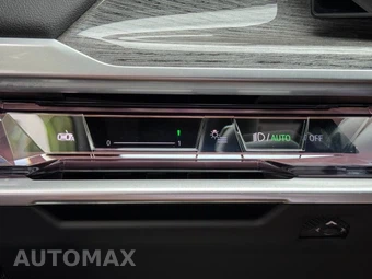 2023 BMW i7 xDrive60 M SPORT LINE - miniatura 16