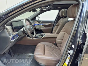2023 BMW i7 xDrive60 - miniatura 15
