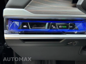 2023 BMW i7 xDrive60 - miniatura 17