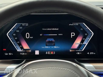 2023 BMW i7 xDrive60 - miniatura 19