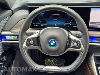 2023 BMW i7 xDrive60 - miniatura 20