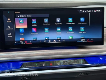 2023 BMW i7 xDrive60 - miniatura 27