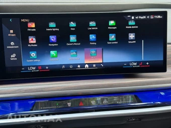 2023 BMW i7 xDrive60 - miniatura 28
