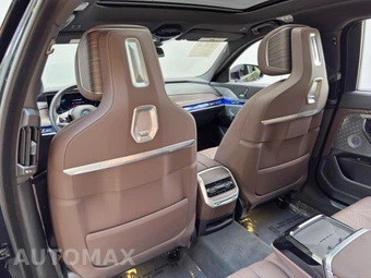 2023 BMW i7 xDrive60 - miniatura 44